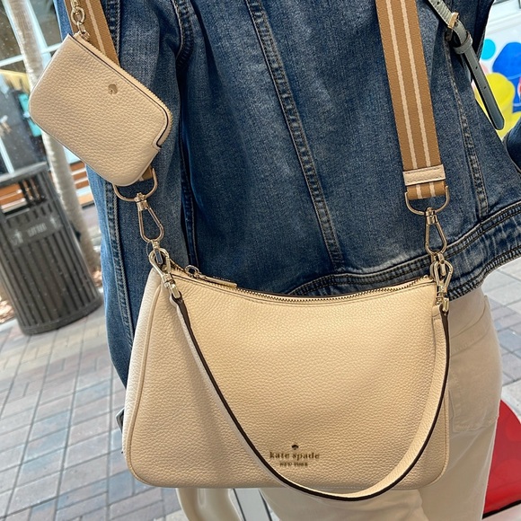 Kate Spade Rosie Shoulder Bag With Tech Attachment AirPod 
Parchment 
NWT - Picture 13 of 16
